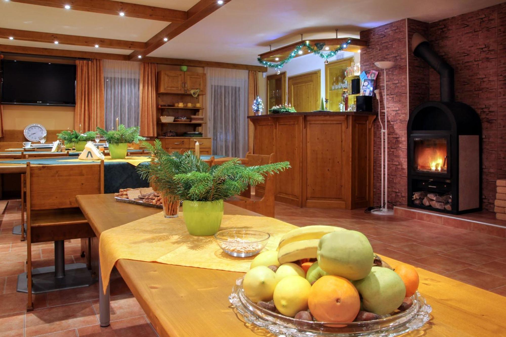 Wellness Penzion Palice Jindrichuv Hradec Luaran gambar