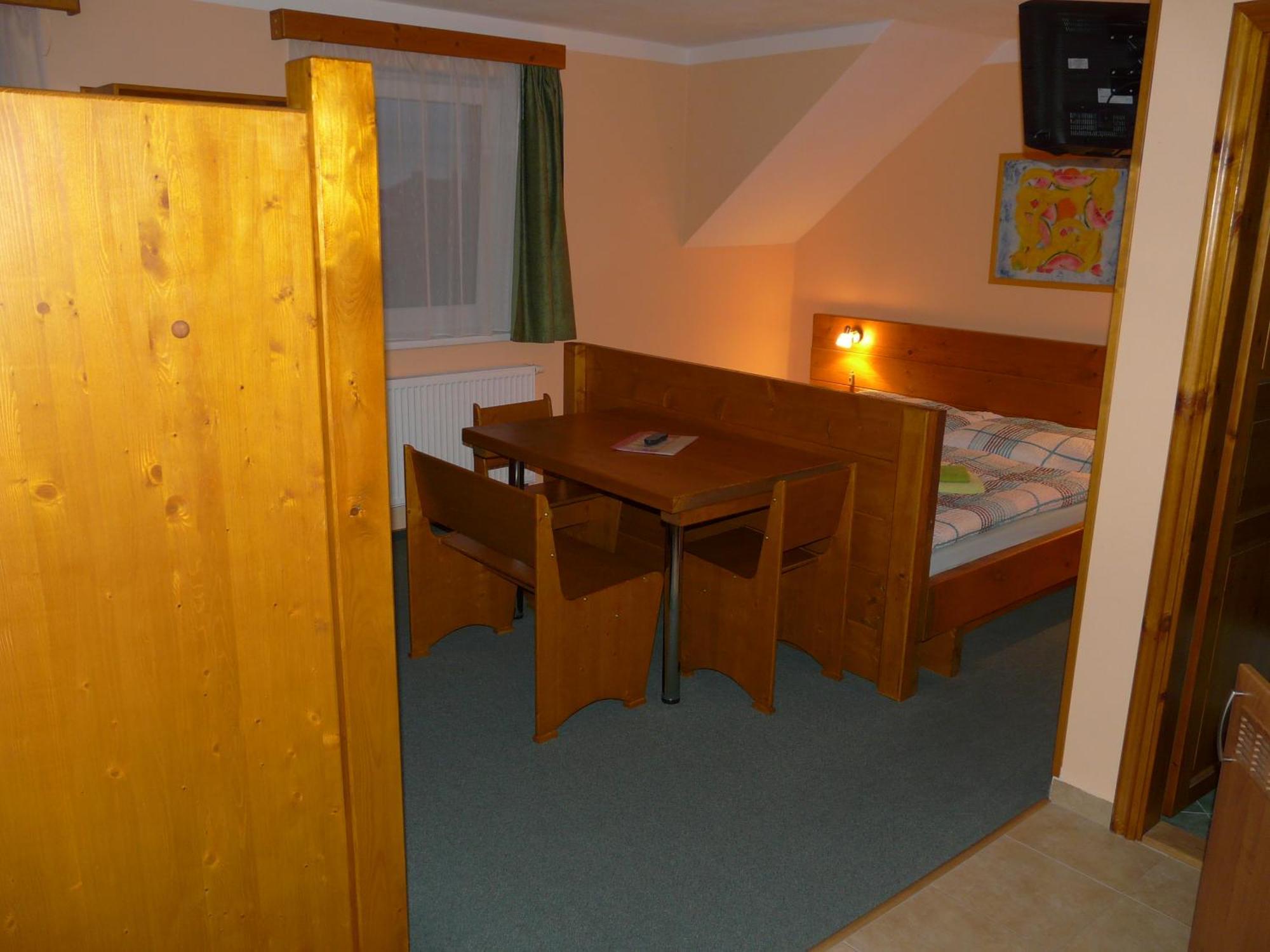 Wellness Penzion Palice Jindrichuv Hradec Luaran gambar
