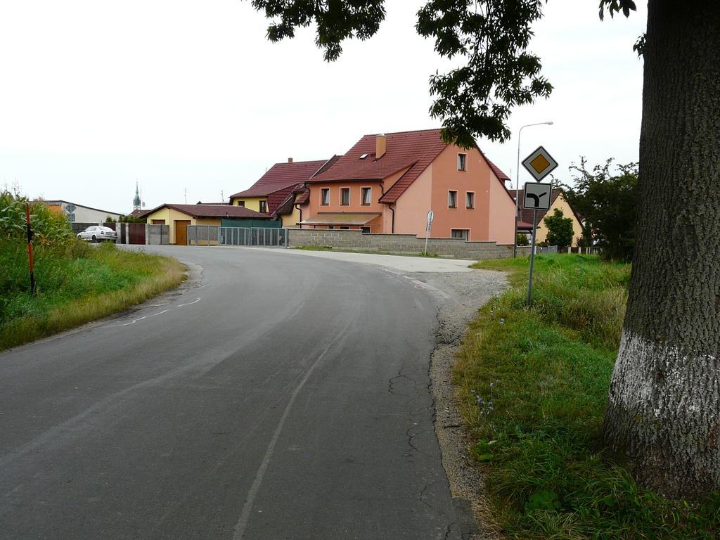 Wellness Penzion Palice Jindrichuv Hradec Luaran gambar